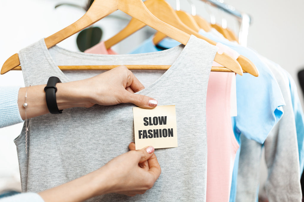 Slow Fashion – So wird dein Kleidungskonsum nachhaltig